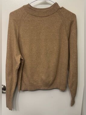 EUC A New Day Lightweight Carmel Sweater | Soft Neutral Knit Pullover